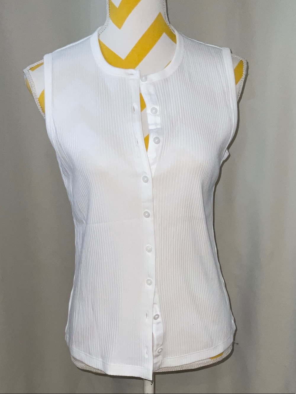 NWT Uniqlo sleeveless ribbed tank